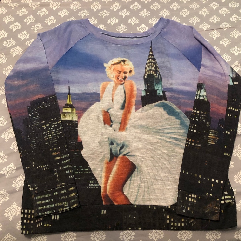Marilyn Monroe long sleeve top